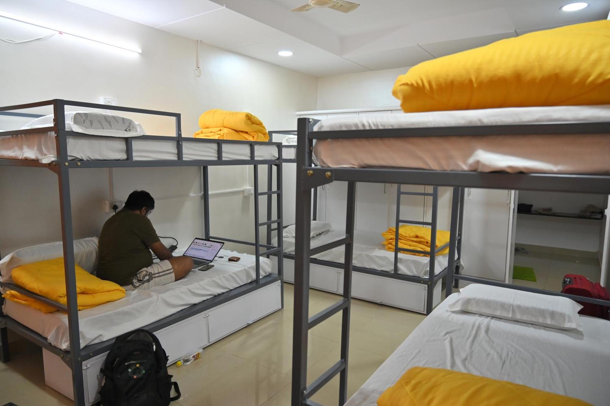 Готель Hyderabad Wanderers Cave Екстер'єр фото